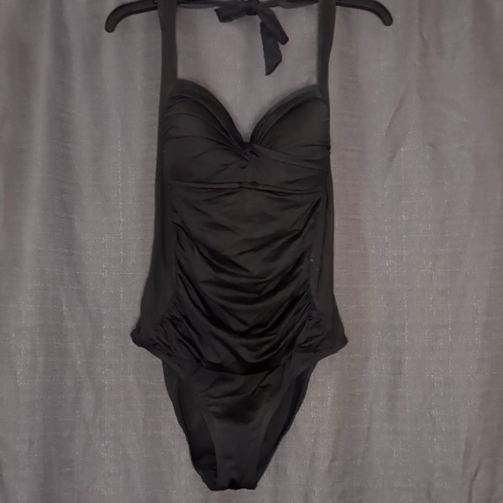 Liz Claiborne Womens Black One Piece Swimsuit.